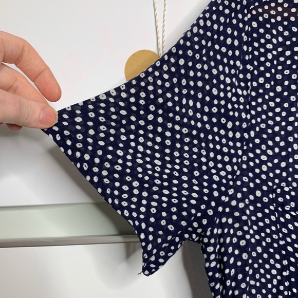 Cloth & Stone Dana Button-Down Blouse Blue & White Medium - Picture 3 of 11